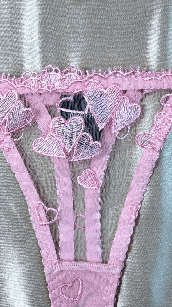 Fluttering Hearts Panty - TRÈS FOU OR SOMETHING