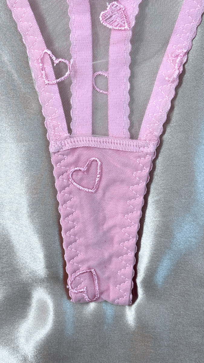 Fluttering Hearts Panty - TRÈS FOU OR SOMETHING