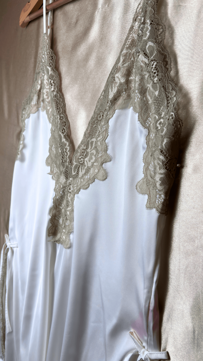 Golden Eyes Slip Night Dress - TRÈS FOU OR SOMETHING