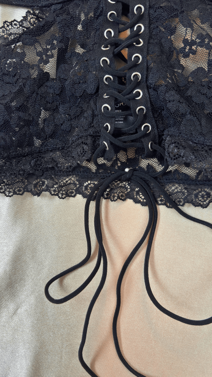 Gothic Lace Halter Top - TRÈS FOU OR SOMETHING