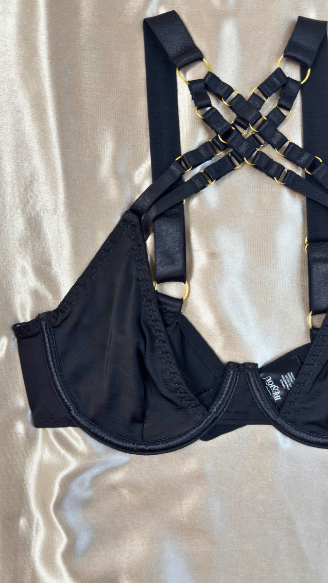 Gothic Punk Bra - TRÈS FOU OR SOMETHING