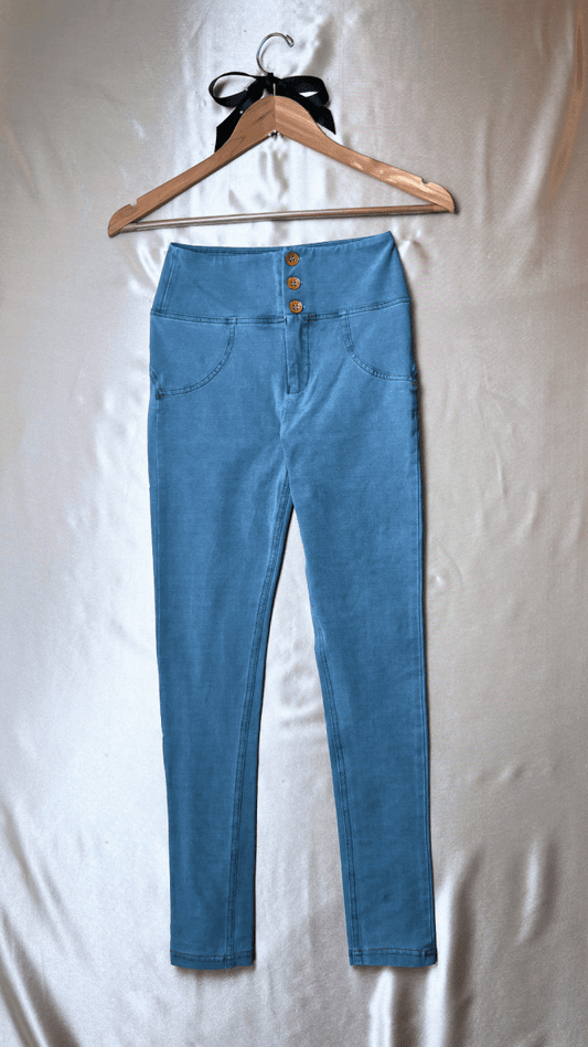 High Rise Butt Enhancer Light Blue Jeggings - TRÈS FOU OR SOMETHING