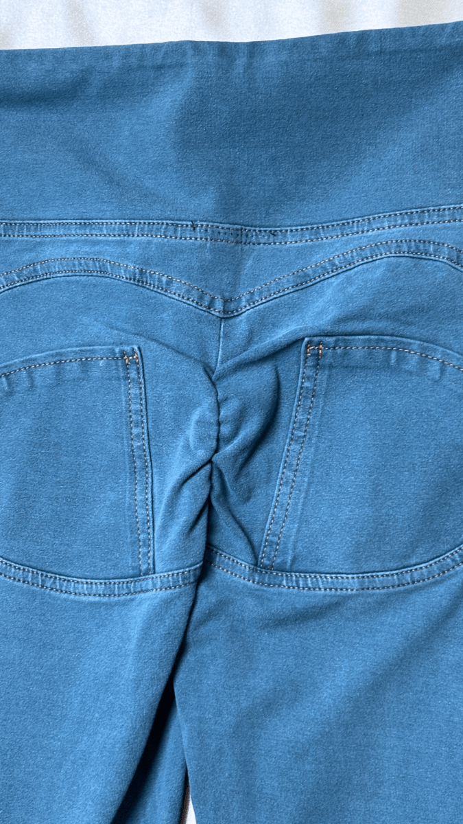 High Rise Butt Enhancer Light Blue Jeggings - TRÈS FOU OR SOMETHING