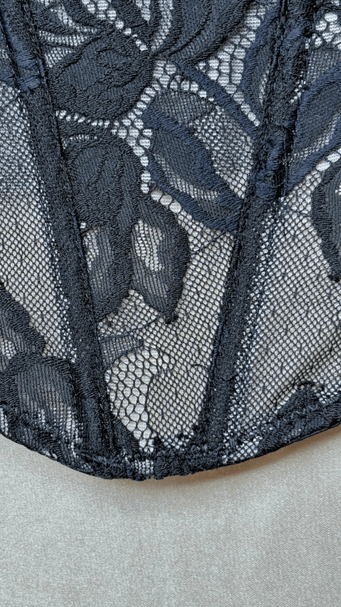Jolie Black Bustier - TRÈS FOU OR SOMETHING