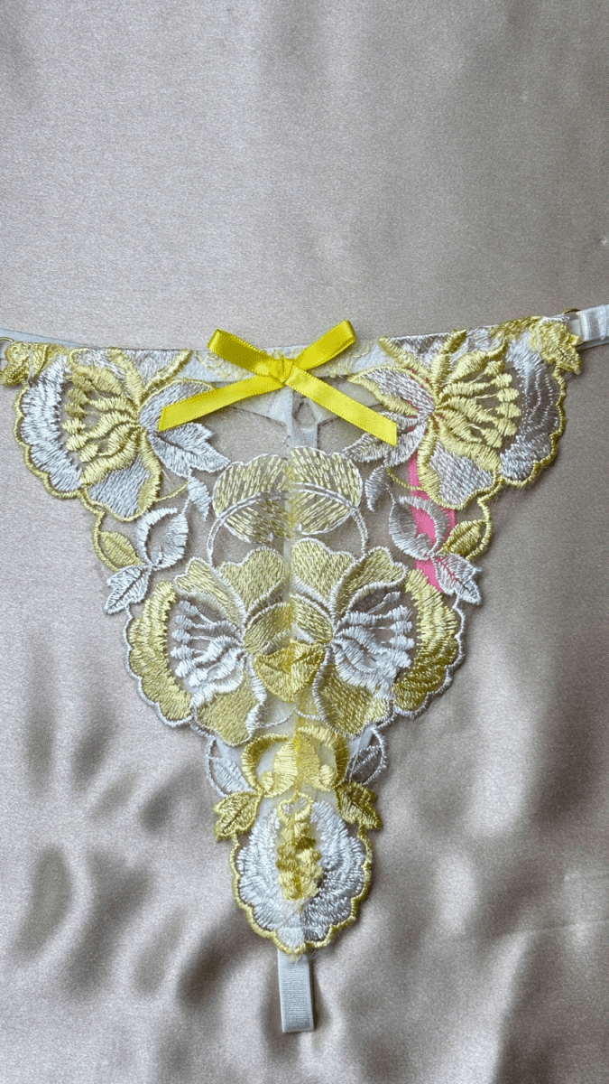 June Panty - TRÈS FOU OR SOMETHING
