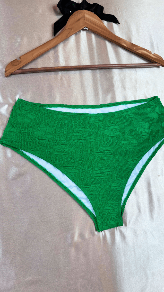 Jungle Bikini Bottom - TRÈS FOU OR SOMETHING