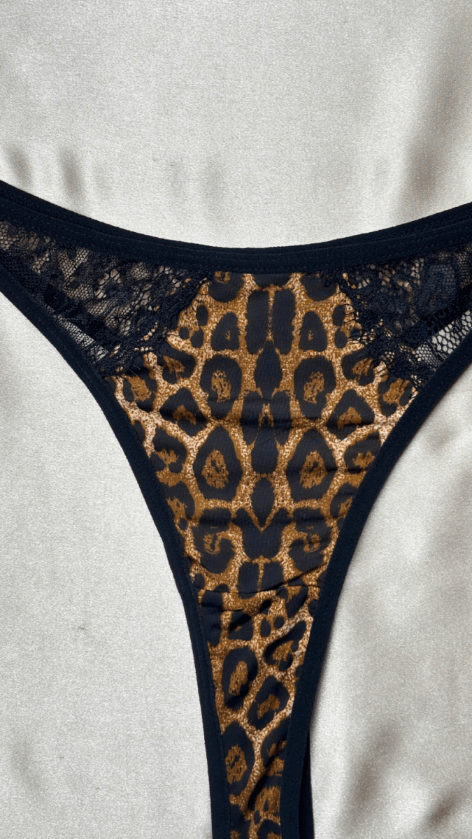 Leona Panty - TRÈS FOU OR SOMETHING