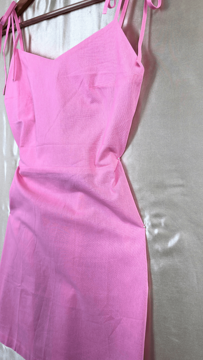 Light Linen Dress - TRÈS FOU OR SOMETHING