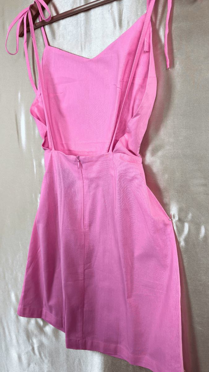 Light Linen Dress - TRÈS FOU OR SOMETHING