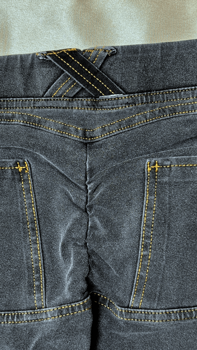 Low Rise Stay Up Butt Enhancer Gray Jeggings - TRÈS FOU OR SOMETHING