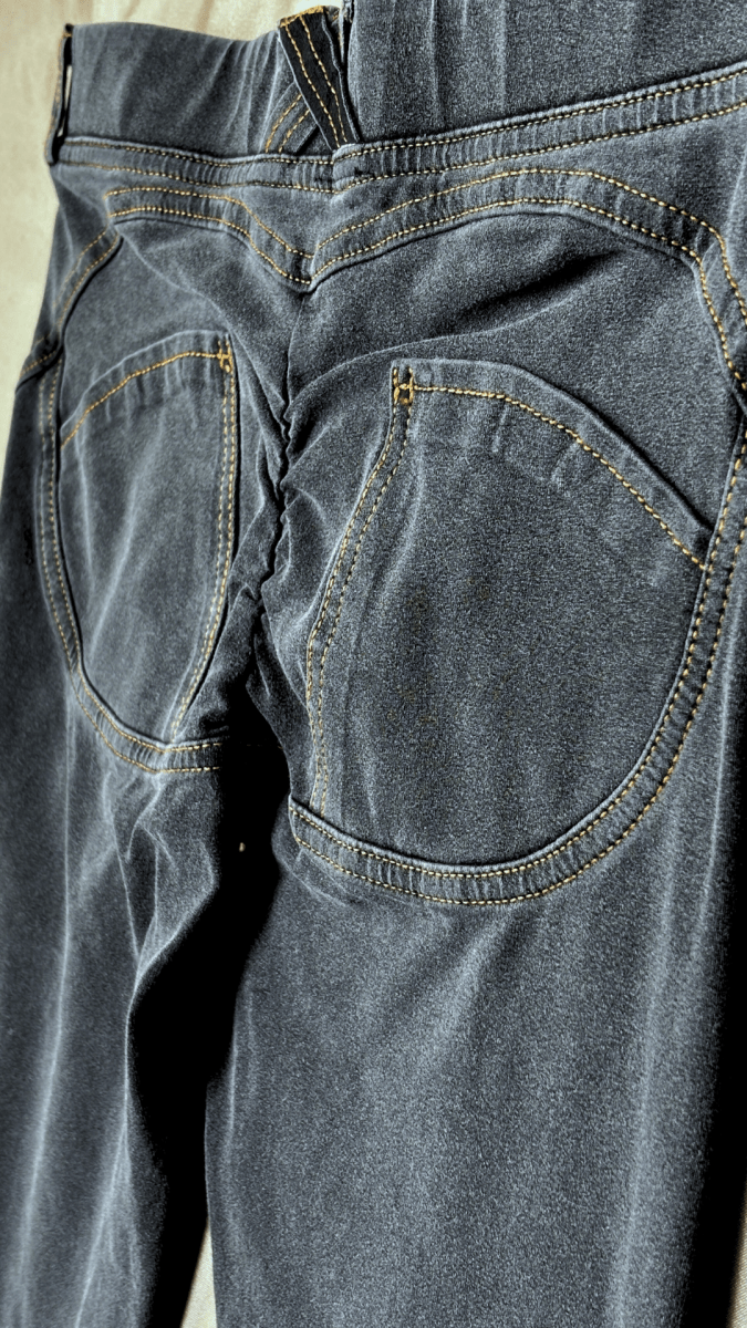 Low Rise Stay Up Butt Enhancer Gray Jeggings - TRÈS FOU OR SOMETHING