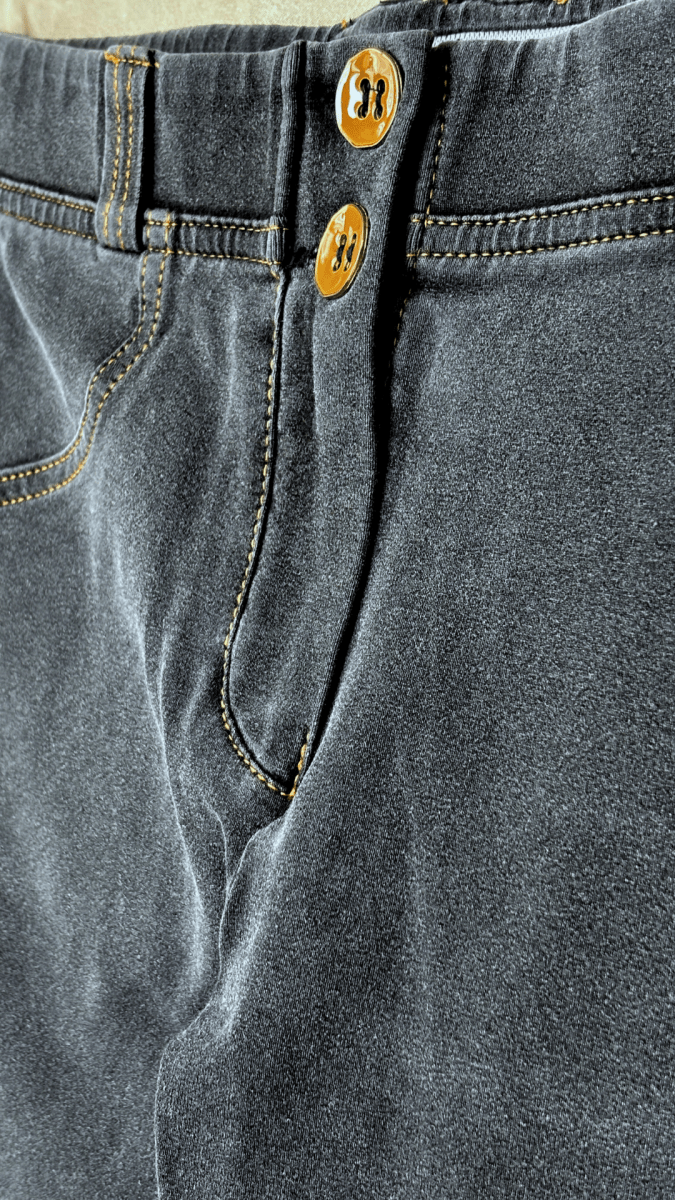 Low Rise Stay Up Butt Enhancer Gray Jeggings - TRÈS FOU OR SOMETHING