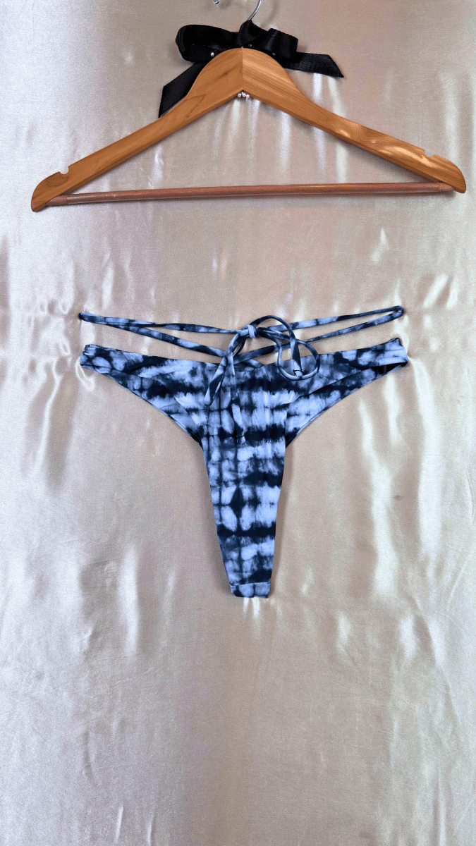 Magnetic Waves Bikini Bikini Bottom - TRÈS FOU OR SOMETHING