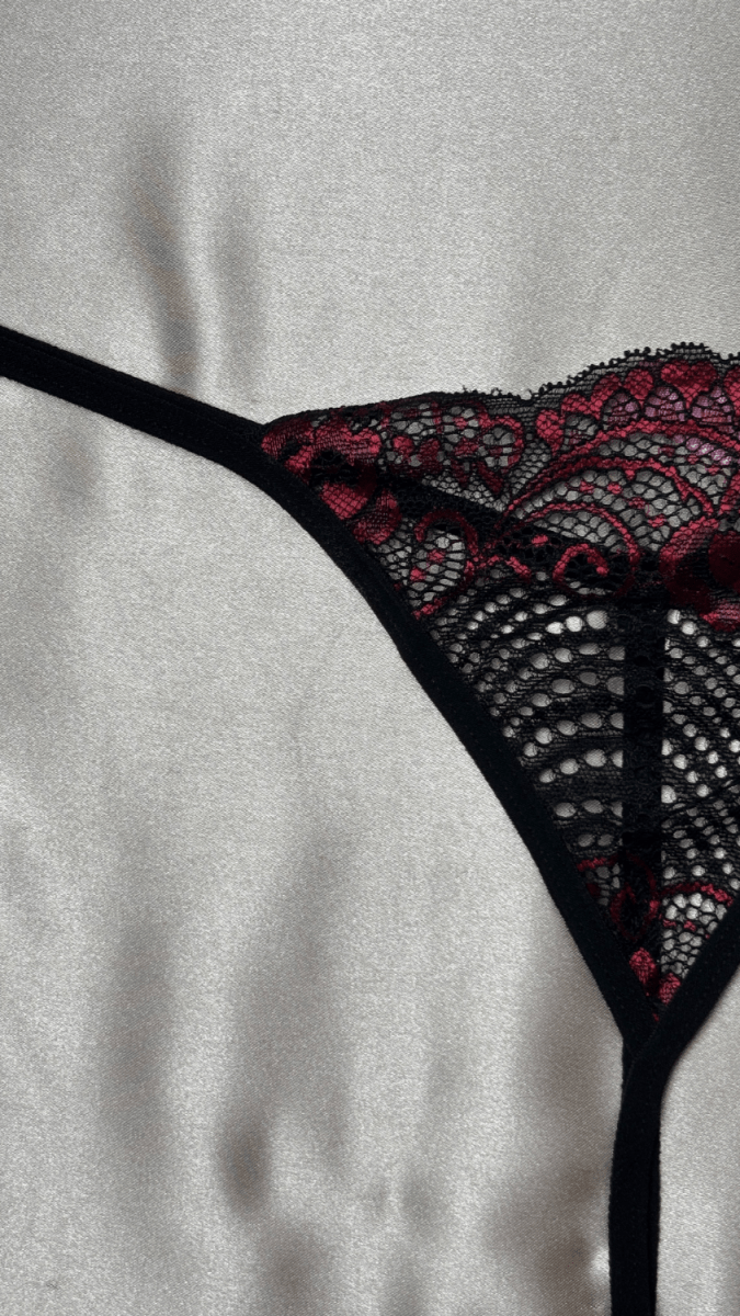 Marie - Annette Panty - TRÈS FOU OR SOMETHING