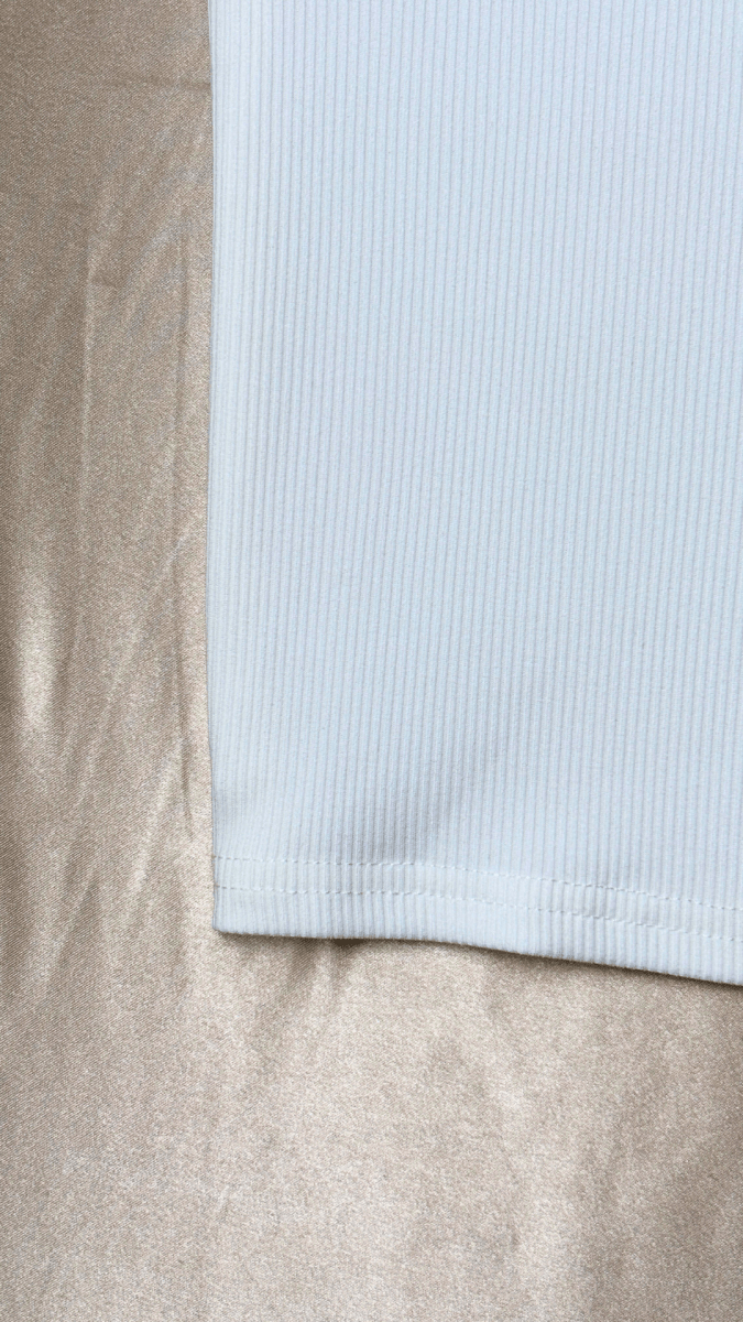 Minimal Crop White Tank Top - TRÈS FOU OR SOMETHING