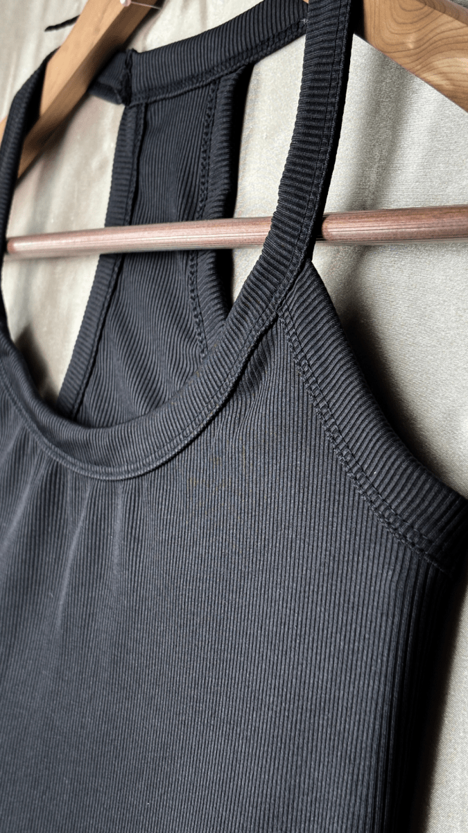 Minimal Racerback Black Tank Top - TRÈS FOU OR SOMETHING