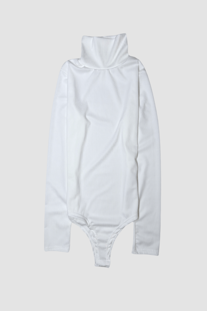 Minimal Turtle Long Sleeve White Bodysuit - TRÈS FOU OR SOMETHING