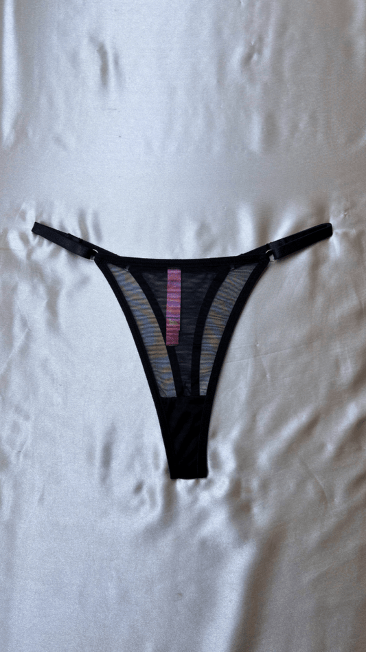 Miss Carter Panty - TRÈS FOU OR SOMETHING