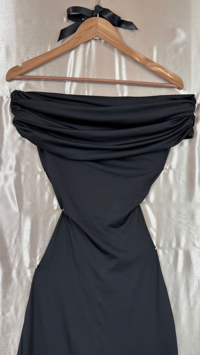 Off The Shoulders Backless Dress - TRÈS FOU OR SOMETHING