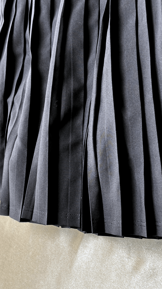 Pleated Athleisure Black Skirt - TRÈS FOU OR SOMETHING