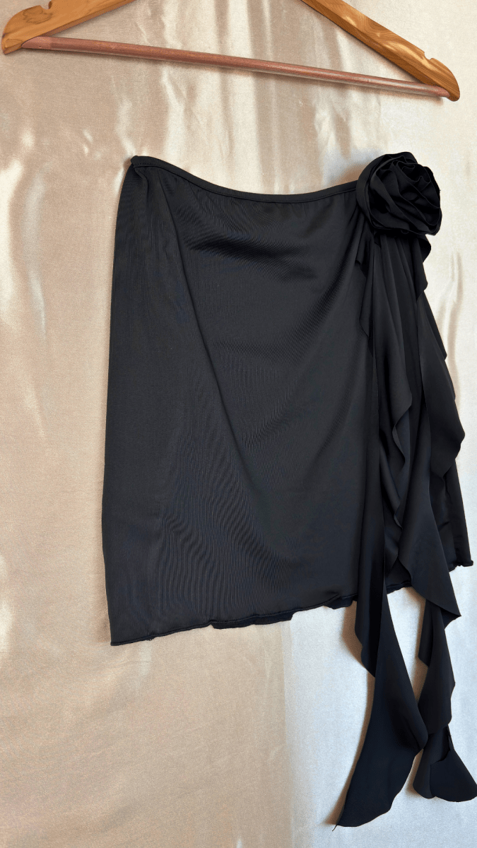 Pom Pom Ruffle Skirt - TRÈS FOU OR SOMETHING