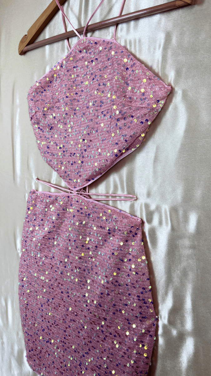 Pretty Sequins Dress - TRÈS FOU OR SOMETHING