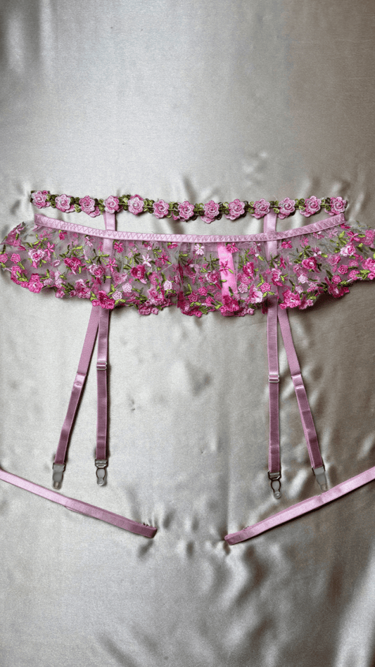 Princess Garter - TRÈS FOU OR SOMETHING