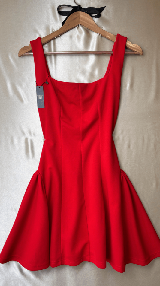Red My Hips Dress - TRÈS FOU OR SOMETHING