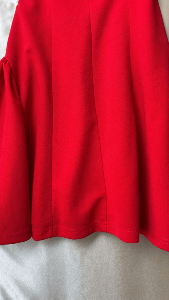 Red My Hips Dress - TRÈS FOU OR SOMETHING