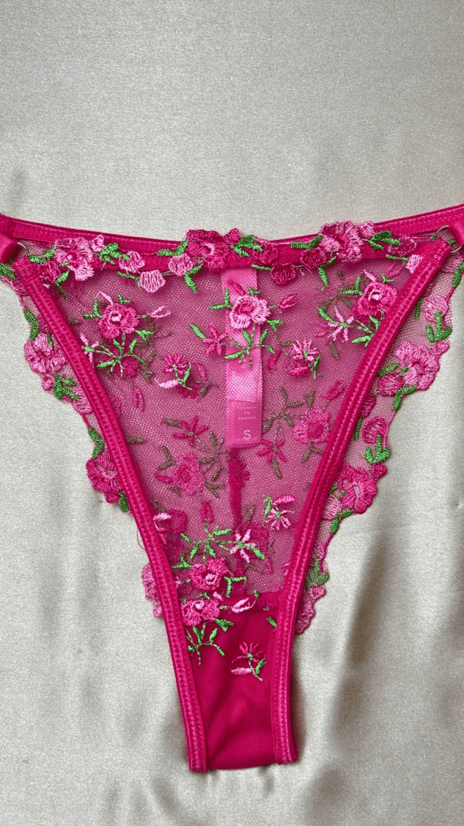 Rosie Panty - TRÈS FOU OR SOMETHING