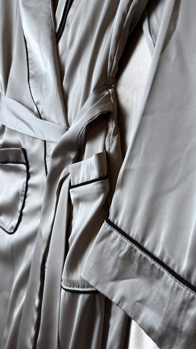 Satin Collared Gray Robe - TRÈS FOU OR SOMETHING