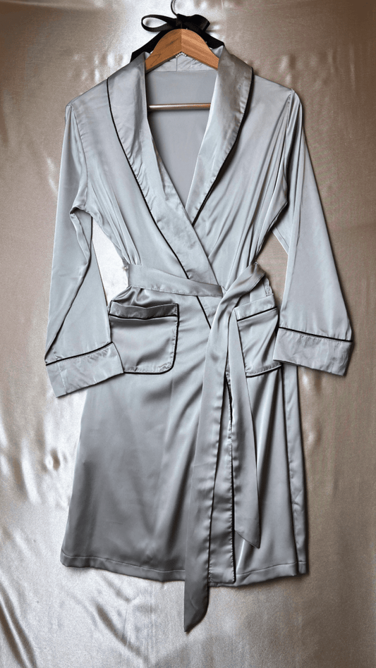 Satin Collared Gray Robe - TRÈS FOU OR SOMETHING