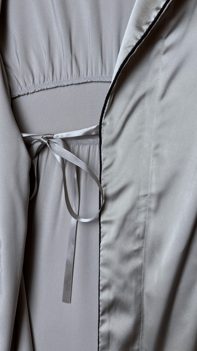 Satin Collared Gray Robe - TRÈS FOU OR SOMETHING