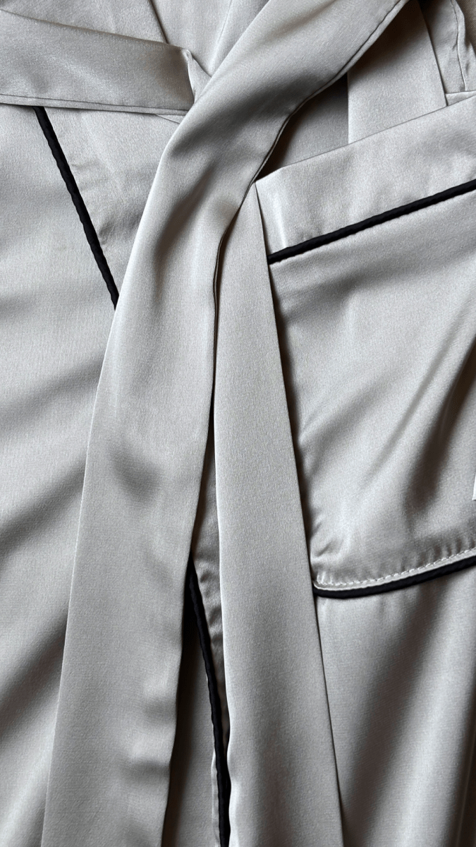 Satin Collared Gray Robe - TRÈS FOU OR SOMETHING