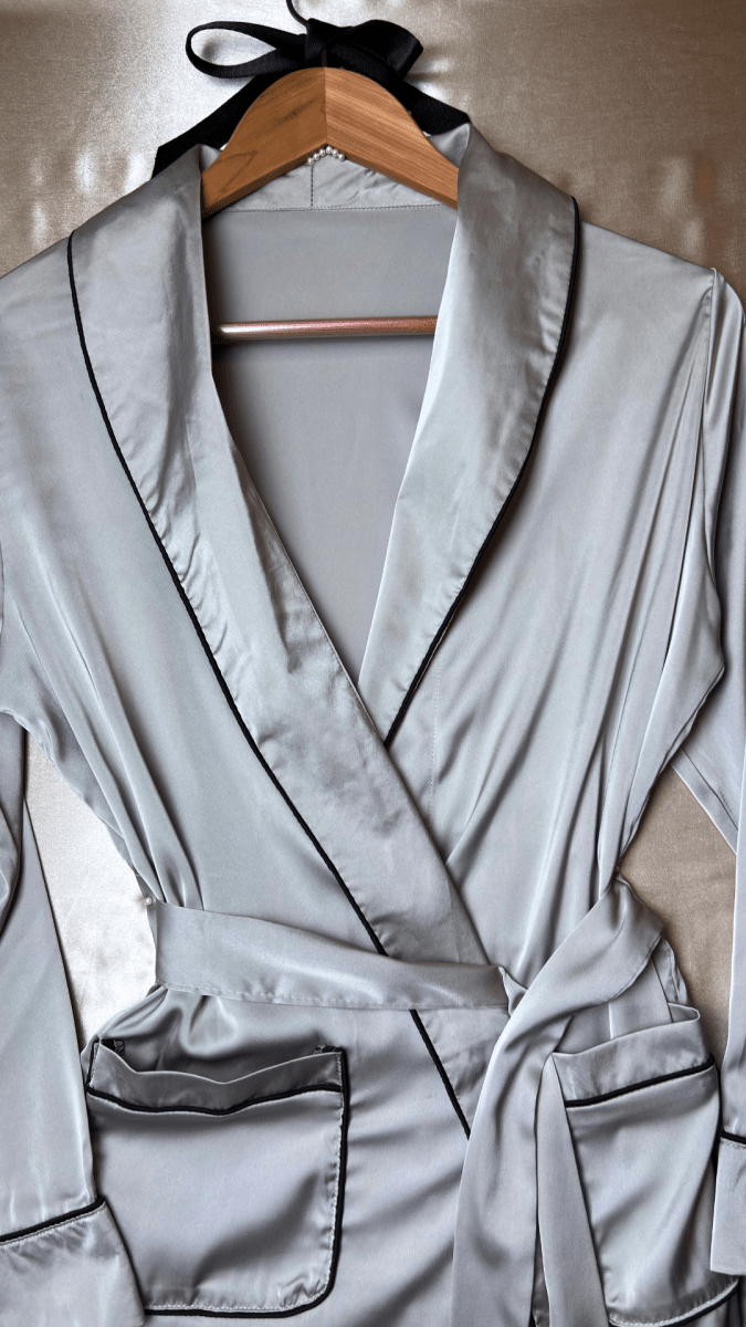 Satin Collared Gray Robe - TRÈS FOU OR SOMETHING