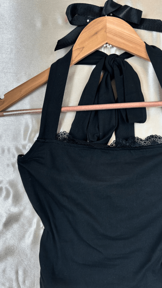 Scalloped Halter Top - TRÈS FOU OR SOMETHING