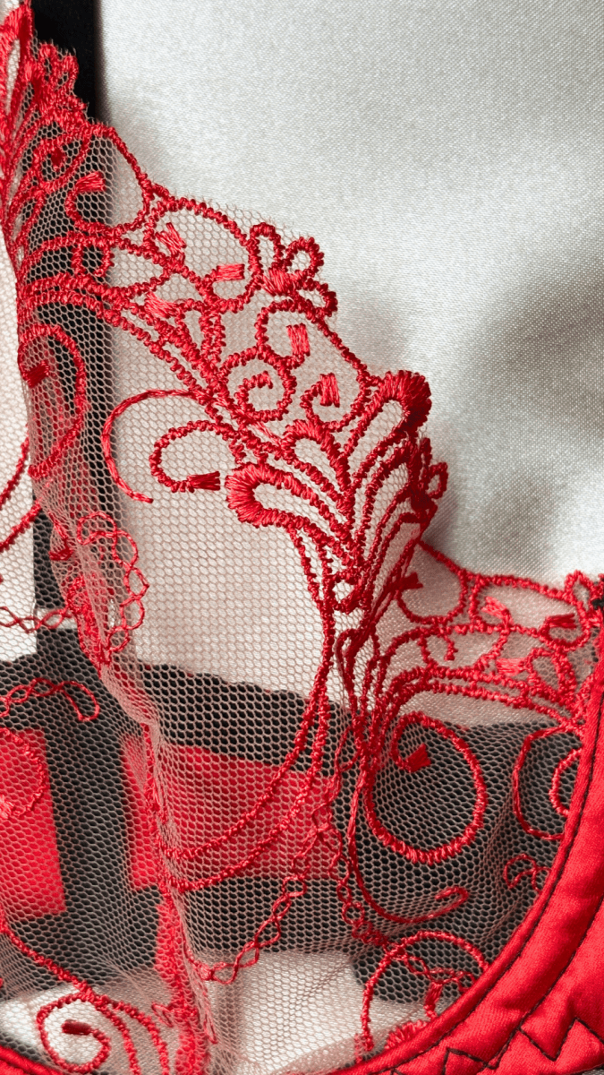 Scarlett Bra - TRÈS FOU OR SOMETHING