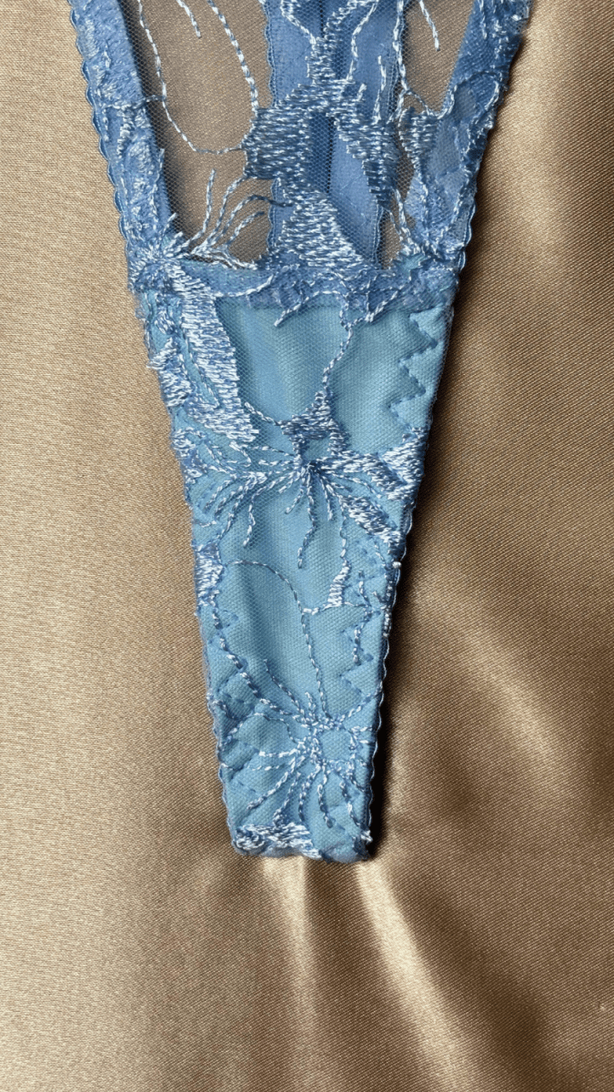 Serene Panty - TRÈS FOU OR SOMETHING