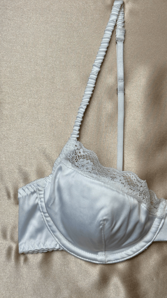 Summer White Bra - TRÈS FOU OR SOMETHING