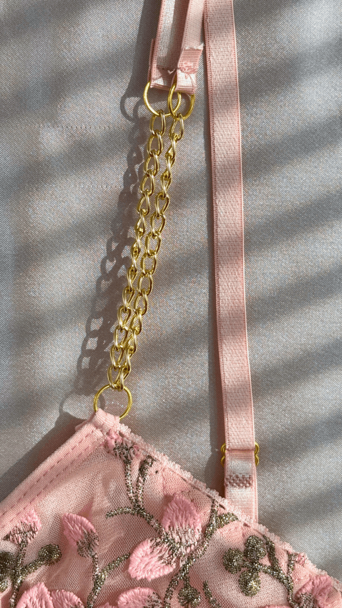 Summer's Fruit in Gold Bra - TRÈS FOU OR SOMETHING