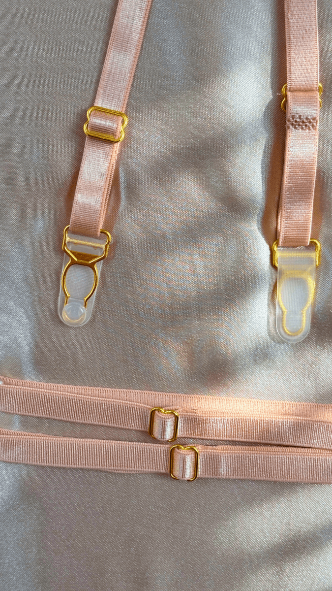 Summer's Fruit in Gold Garter - TRÈS FOU OR SOMETHING