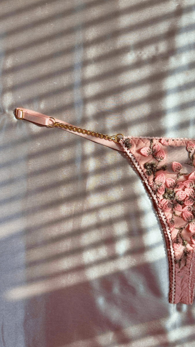 Summer's Fruit in Gold Panty - TRÈS FOU OR SOMETHING