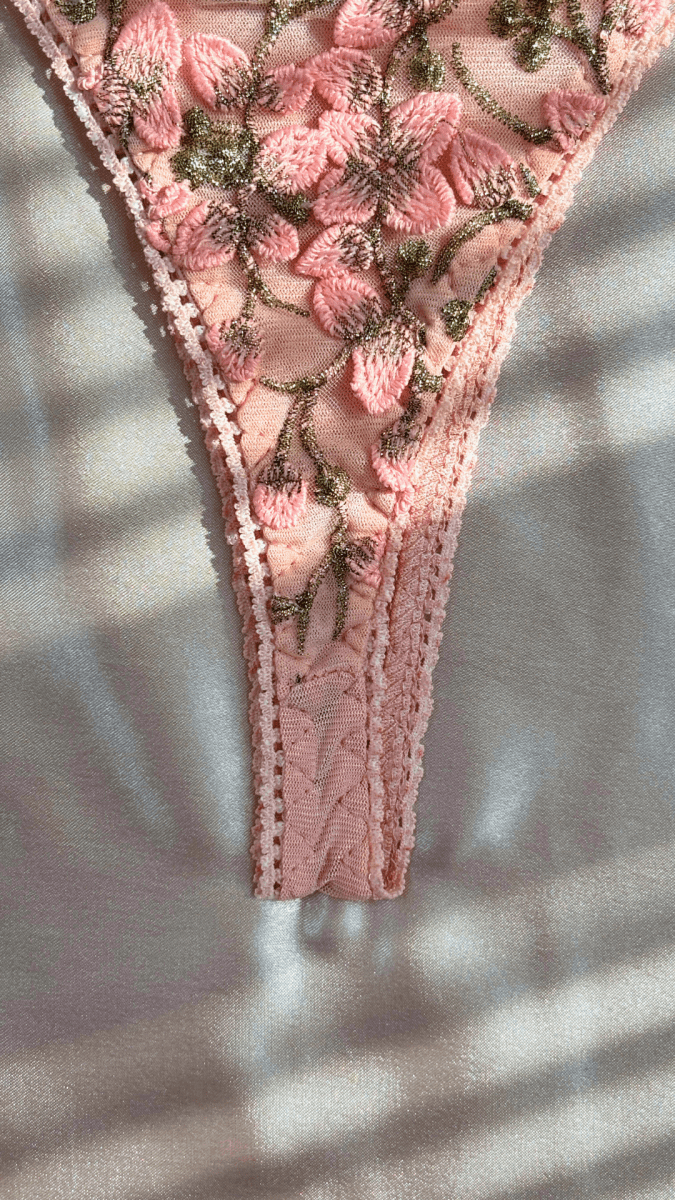 Summer's Fruit in Gold Panty - TRÈS FOU OR SOMETHING