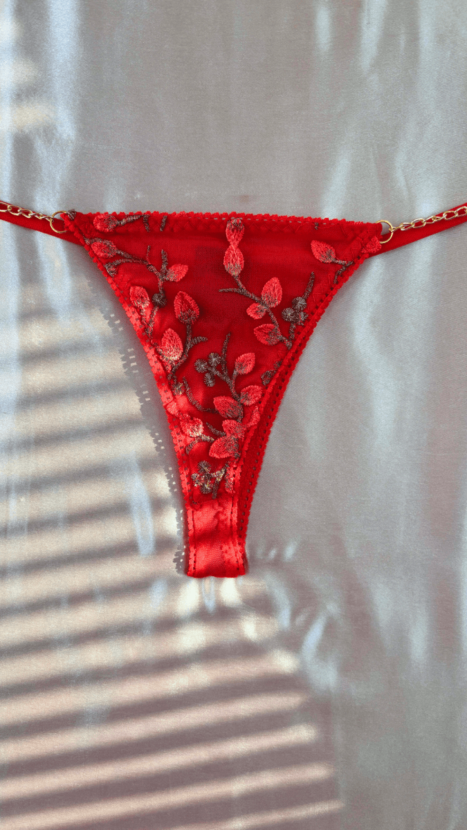 Summer's Fruit in Gold Panty - TRÈS FOU OR SOMETHING