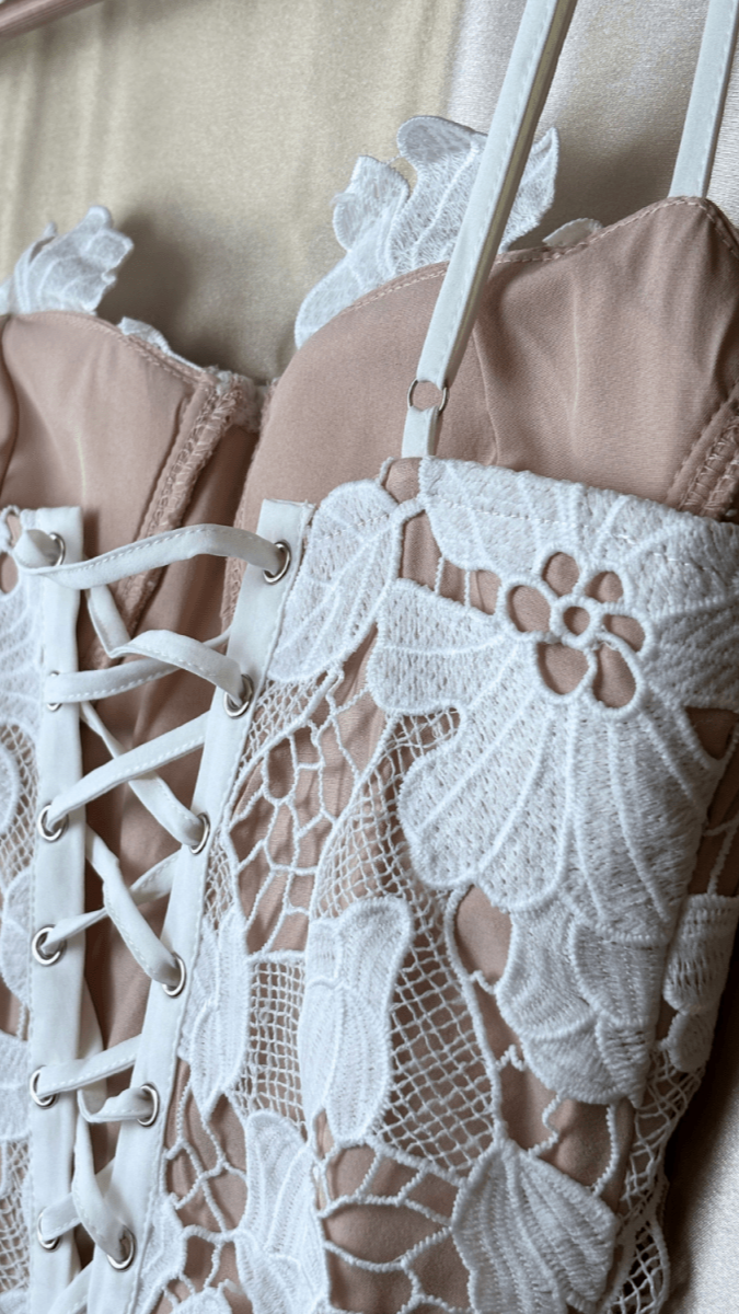 Sweetheart Lace Corset Dress - TRÈS FOU OR SOMETHING