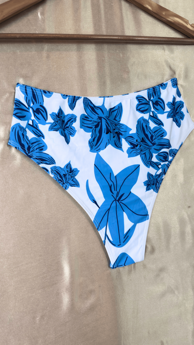 Tahiti Bikini Bottom - TRÈS FOU OR SOMETHING