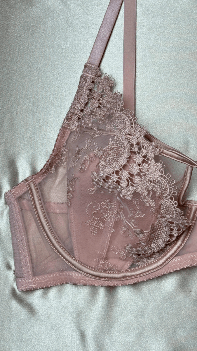 Valerie Pink Bra - TRÈS FOU OR SOMETHING