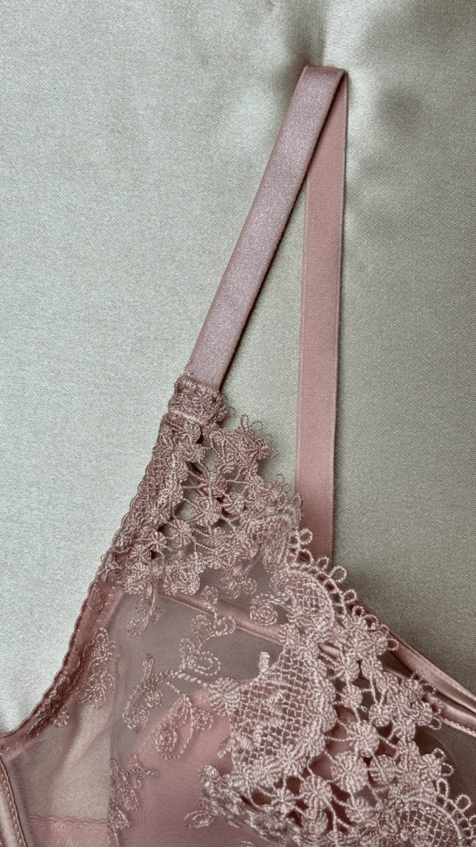 Valerie Pink Bra - TRÈS FOU OR SOMETHING