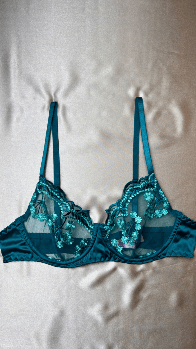 Venice Bra - TRÈS FOU OR SOMETHING