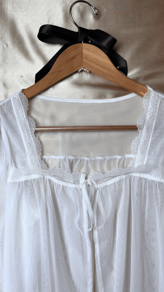 Victorian Cuffs Night Chemise - TRÈS FOU OR SOMETHING